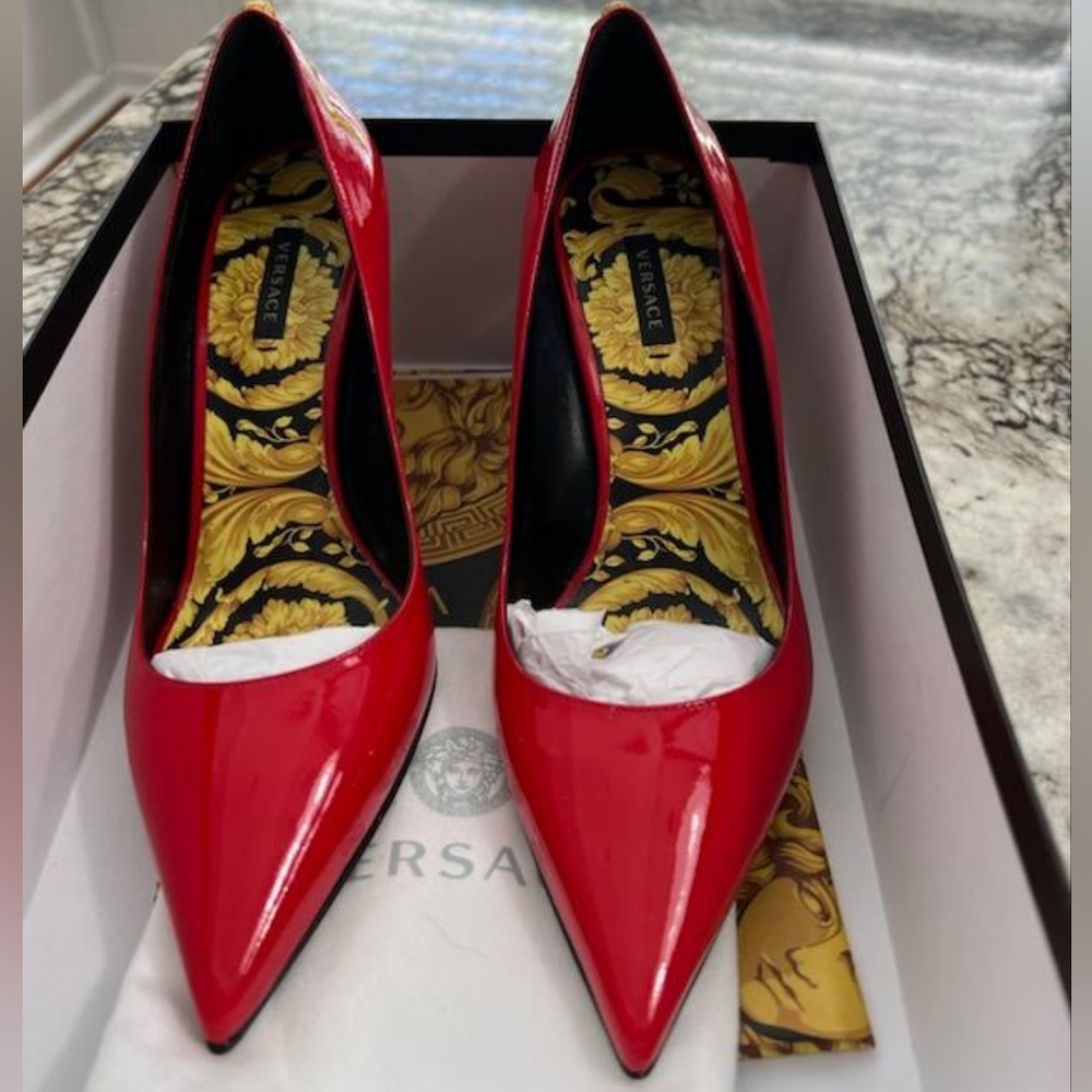 NIB Versace Cherry Red Stilettos Size 9